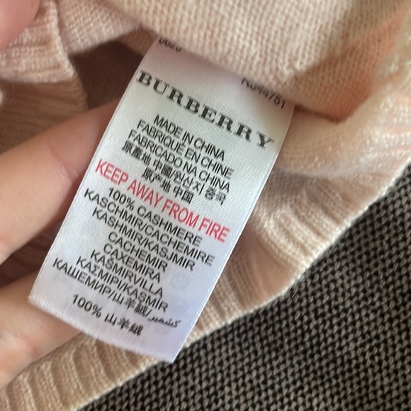 Burberry 100% Cashmere Baby Pink Cardigan (READ DESCRIPTION) - Picture 7 of 8